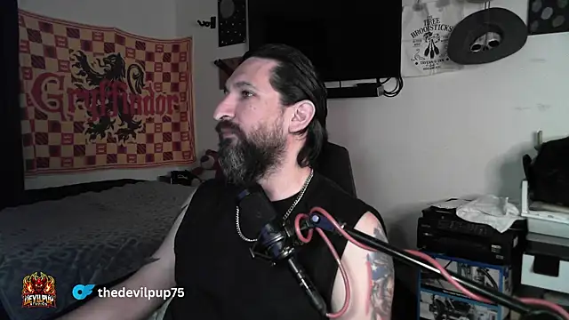 DevilPup75  online show from 16, 2, 2026