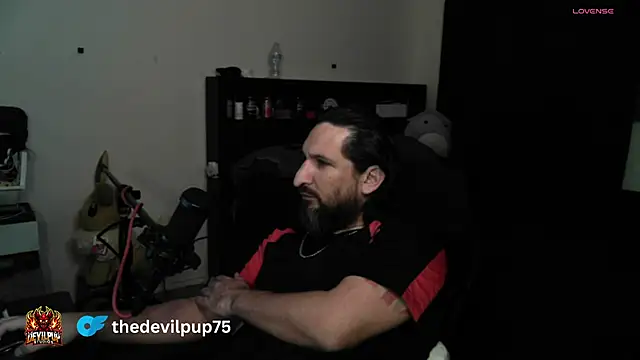 Snapshot of DevilPup75_ chatting on 25, 5, 2026 DevilPup75 online show from 25, 5, 2026