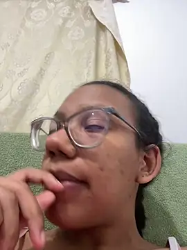 Valen1800 online show from 18, 12, 2025