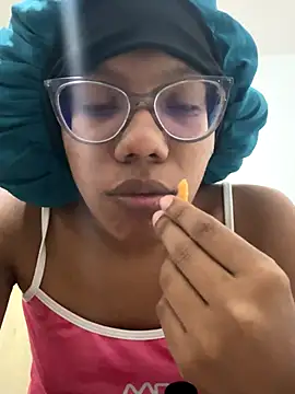 Valen1800 online show from 28, 10, 2025