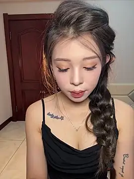 tuanzi125216 online show from 16, 10, 2025