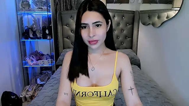 Claudia empress online show from 13, 10, 2025