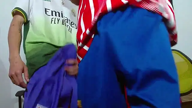 skinny23cm online show from 25, 2, 2026