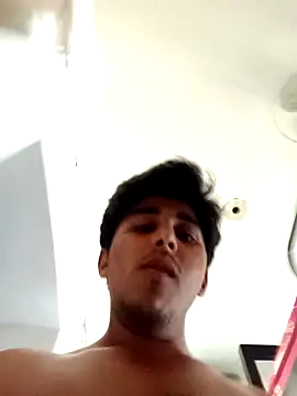 HarryChoudhary21 online show from 16, 4, 2026