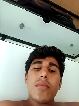 Snapshot of HarryChoudhary21 chatting on 5, 10, 2025 HarryChoudhary21 online show from 5, 10, 2025