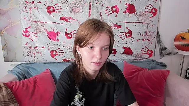 Madelaineses online show from 25, 10, 2025