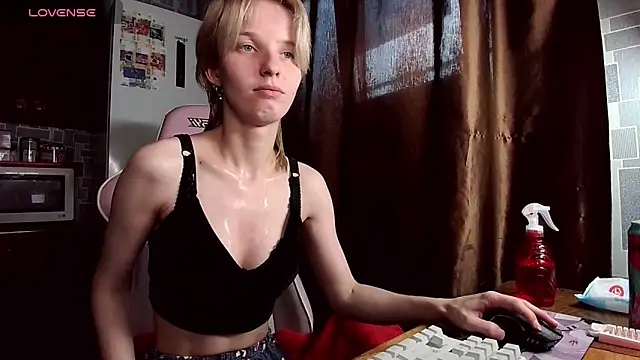 Snapshot of Madelaineses chatting on 14, 6, 2026 Madelaineses online show from 14, 6, 2026