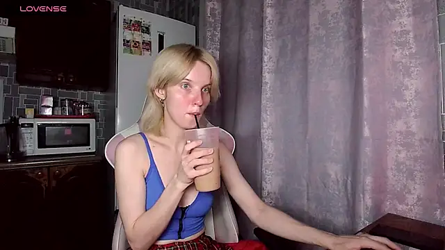 Snapshot of Madelaineses chatting on 26, 6, 2026 Madelaineses online show from 26, 6, 2026