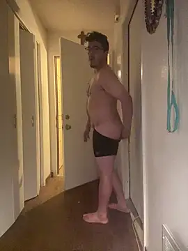 Dwizzlerperizzlee online show from 24, 4, 2026