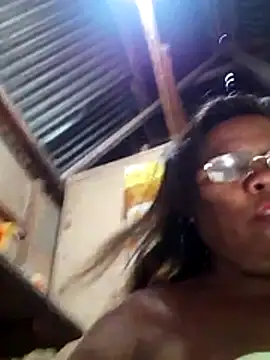 Snapshot of Huge_mama69 chatting on 5, 6, 2026 Huge mama69 online show from 5, 6, 2026