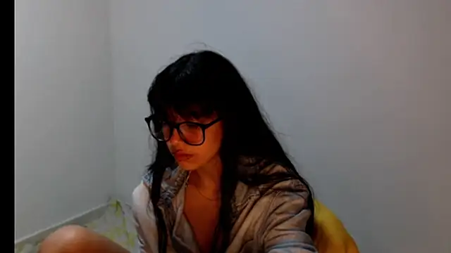 meganmiauu online show from 17, 6, 2026