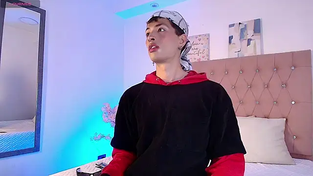 OzorioDany online show from 3, 12, 2025