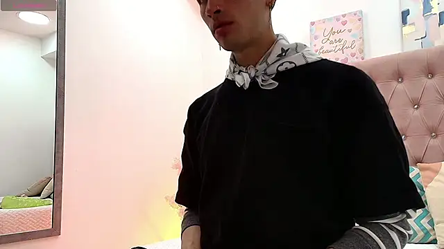 OzorioDany online show from 2, 12, 2025