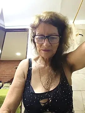 Snapshot of MaryeLunna chatting on 20, 11, 2025 MaryeLunna online show from 20, 11, 2025