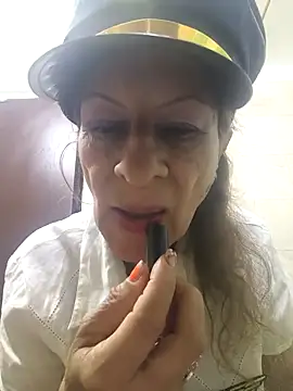 MaryeLunna online show from 17, 3, 2026