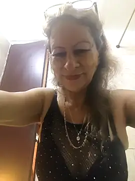 MaryeLunna online show from 18, 2, 2026