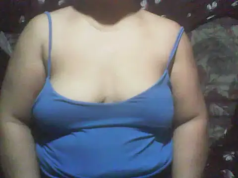 Snapshot of Azrielxx05 chatting on 13, 5, 2026 Azrielxx05 online show from 13, 5, 2026