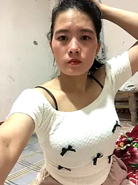 Maymay97 online show from 5, 11, 2025