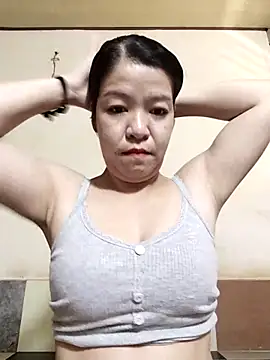 Sexy-sugertits20 online show from 27, 10, 2025