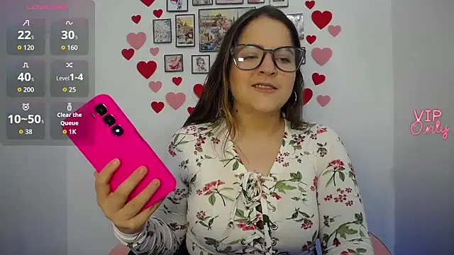 Pregnant Kloe online show from 8, 5, 2026