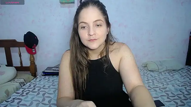 Pregnant Kloe online show from 6, 2, 2026