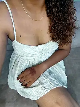 Snapshot of Tamilpallavi chatting on 6, 5, 2026 Tamilpallavi online show from 6, 5, 2026