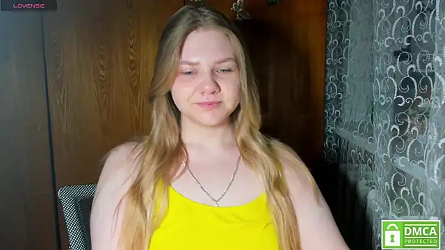 AlinaMors online show from 22, 4, 2026