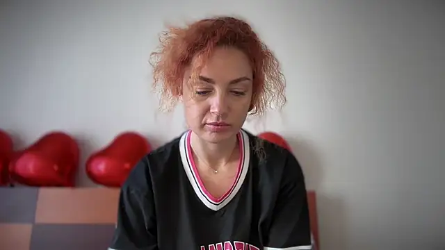 Reddgiirl online show from 11, 3, 2026