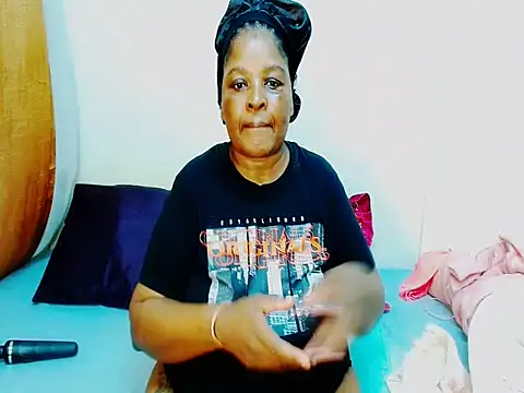 Love-Racheal75 online show from 11, 2, 2026