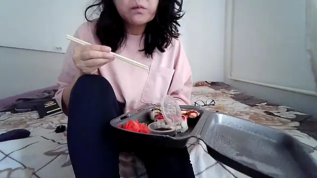 sakuradelreina online show from 19, 4, 2026