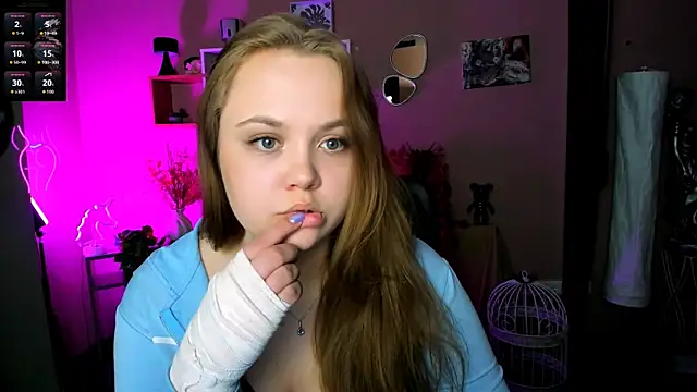 Snapshot of keri_ti chatting on 29, 4, 2026 keri ti online show from 29, 4, 2026