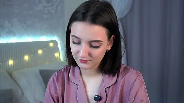 FalineBeacher online show from 10, 4, 2026