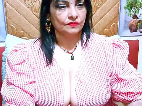 Snapshot of Indiansweetness77 chatting on 19, 6, 2026 Indiansweetness77 online show from 19, 6, 2026