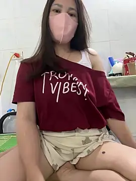 Snapshot of Moan_Mary chatting on 26, 3, 2026 Moan Mary online show from 26, 3, 2026
