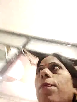 Soniya Roy online show from 18, 3, 2026