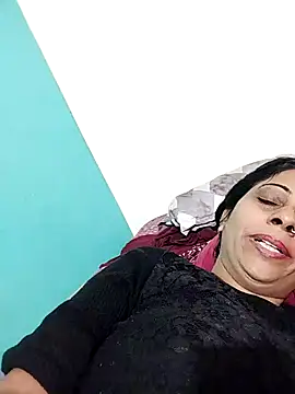 Snapshot of Soniya_Roy chatting on 12, 11, 2025 Soniya Roy online show from 12, 11, 2025