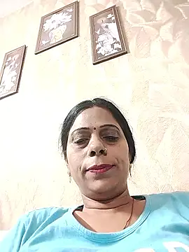 Snapshot of Soniya_Roy chatting on 17, 6, 2026 Soniya Roy online show from 17, 6, 2026