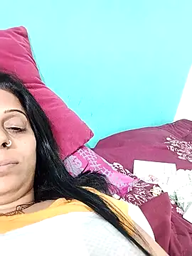 Snapshot of Soniya_Roy chatting on 14, 11, 2025 Soniya Roy online show from 14, 11, 2025