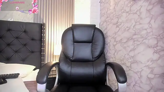 andrea  hills online show from 11, 9, 2025
