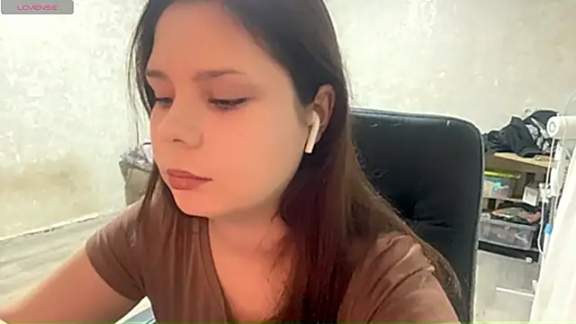 Purekittyshy online show from 8, 9, 2025