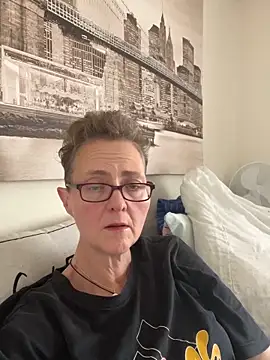 Curvy-Jinx online show from 11, 2, 2026