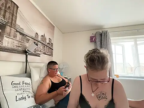 Curvy-Jinx online show from 21, 7, 2026