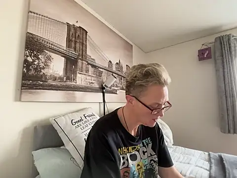 Curvy-Jinx online show from 23, 3, 2026