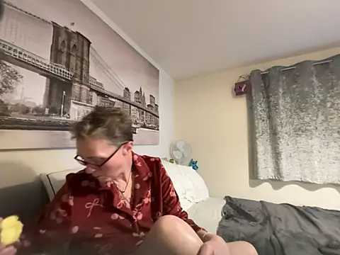 Curvy-Jinx online show from 22, 2, 2026