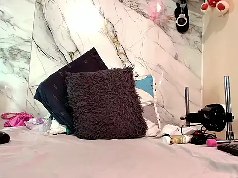 rachelroberts online show from 12, 11, 2025