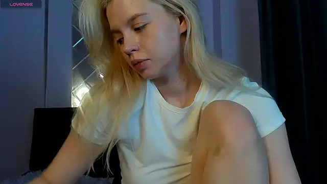 AlisaGoldie online show from 2, 10, 2025