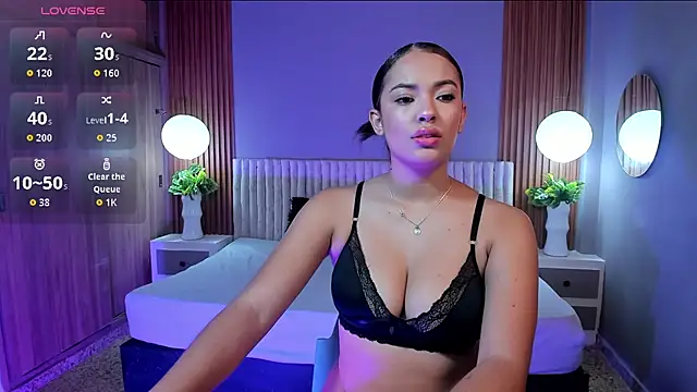 Snapshot of zafirolong chatting on 6, 11, 2025 zafirolong online show from 6, 11, 2025