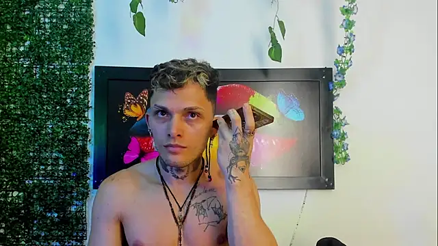 Snapshot of Kieran_kian chatting on 24, 4, 2026 Kieran kian online show from 24, 4, 2026