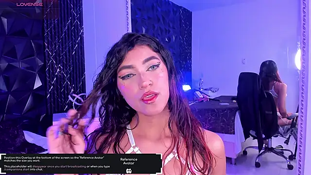 katierouge  online show from 17, 11, 2025