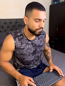 Snapshot of vincentjaxon chatting on 6, 10, 2025 vincentjaxon online show from 6, 10, 2025